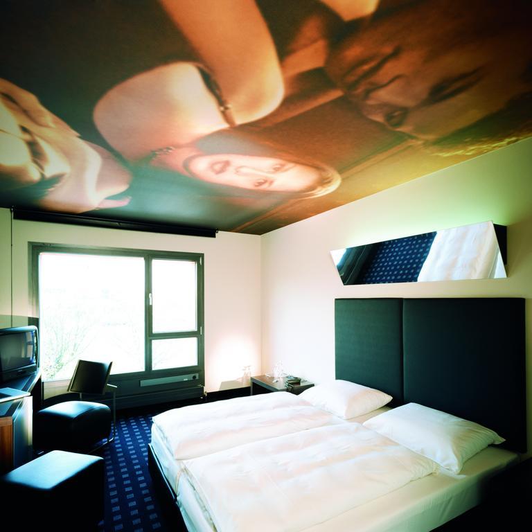 Kult Hotel Ingolstadt Kültér fotó