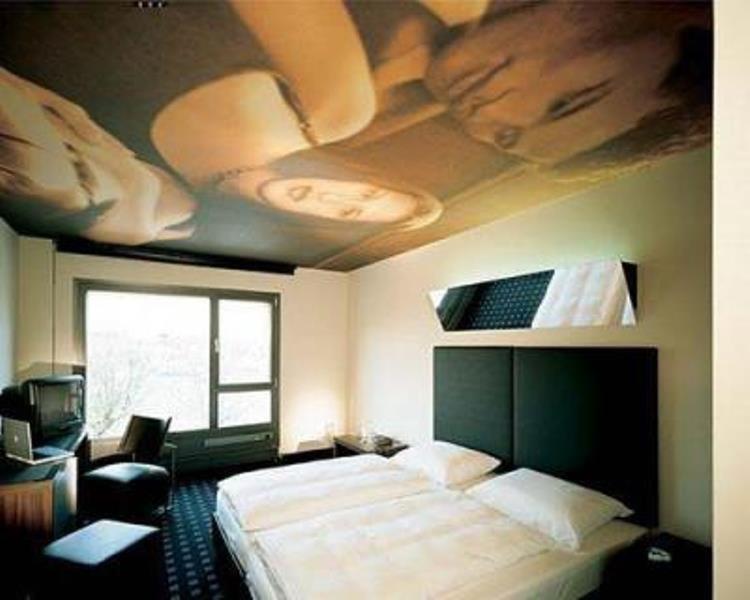 Kult Hotel Ingolstadt Kültér fotó